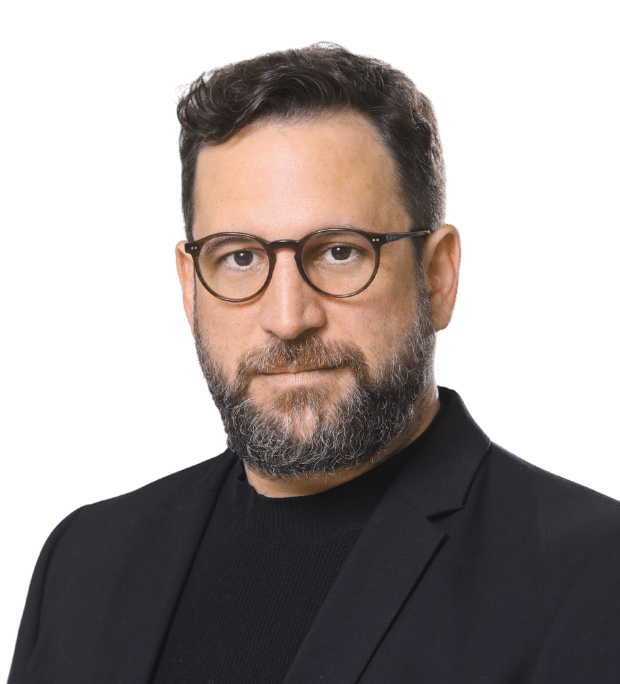 Photo de profil redimensionnée par Angelos