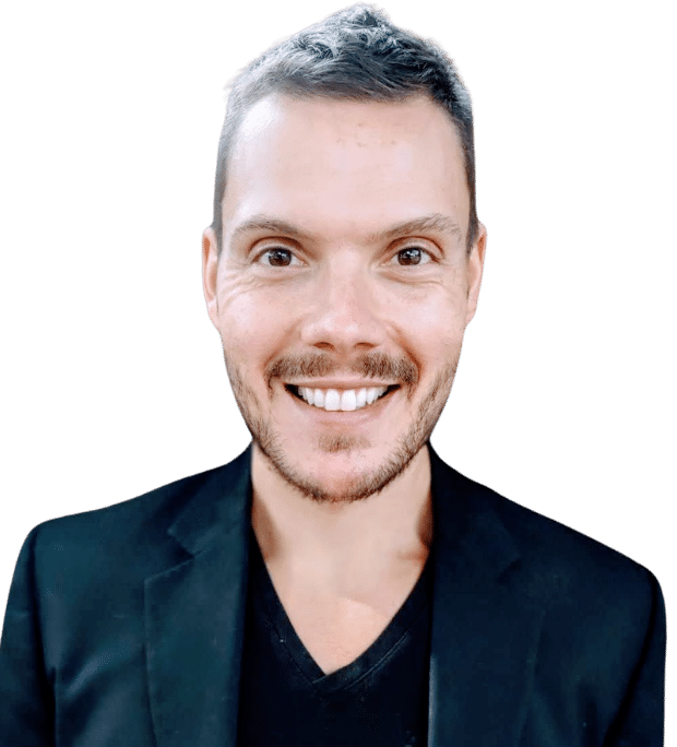 Copie de la photo de profil redimensionnée de Karrie